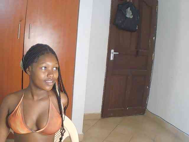 AmaniG webcam
