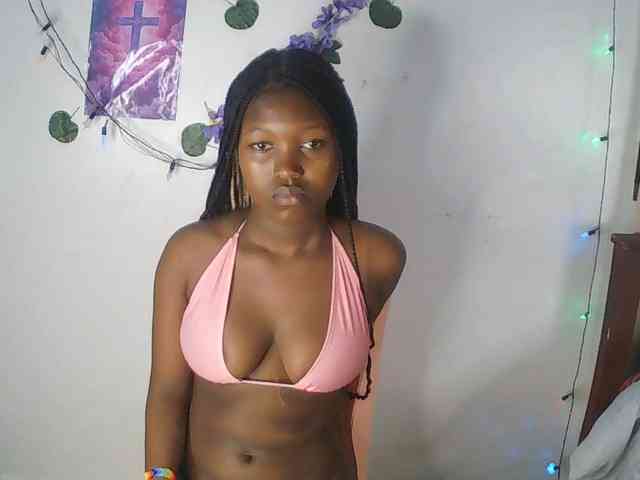 AmaniG webcam