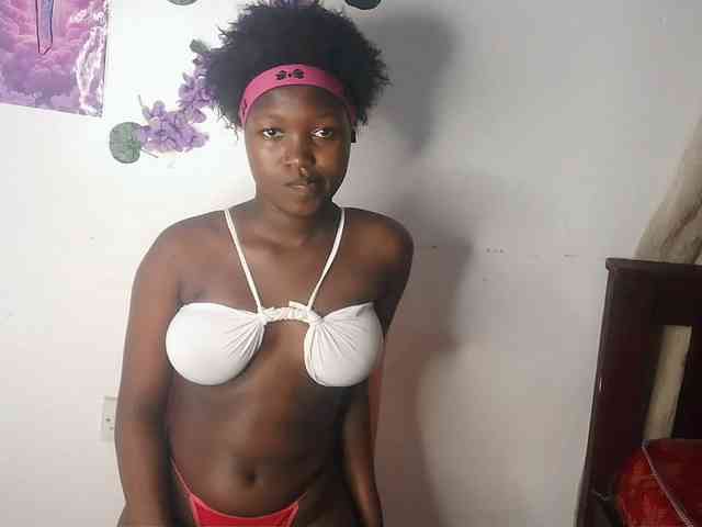 AmaniG webcam