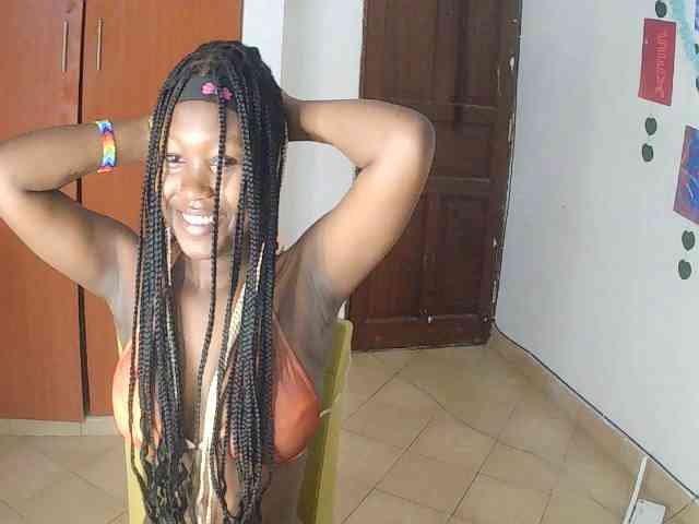 AmaniG webcam