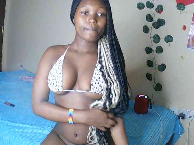AmaniG webcam