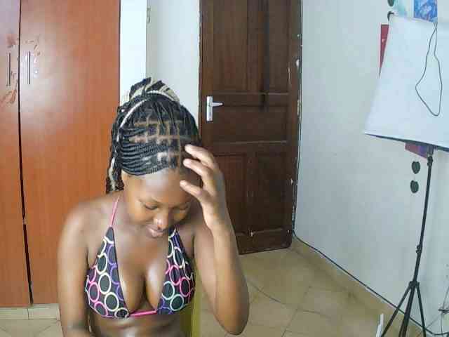 Model: AmaniG