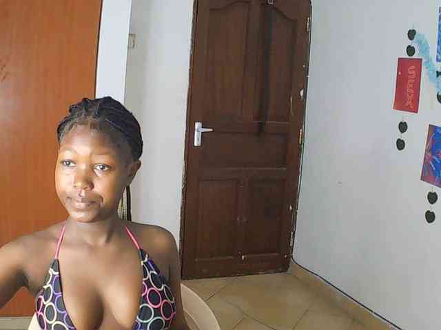 AmaniG webcam