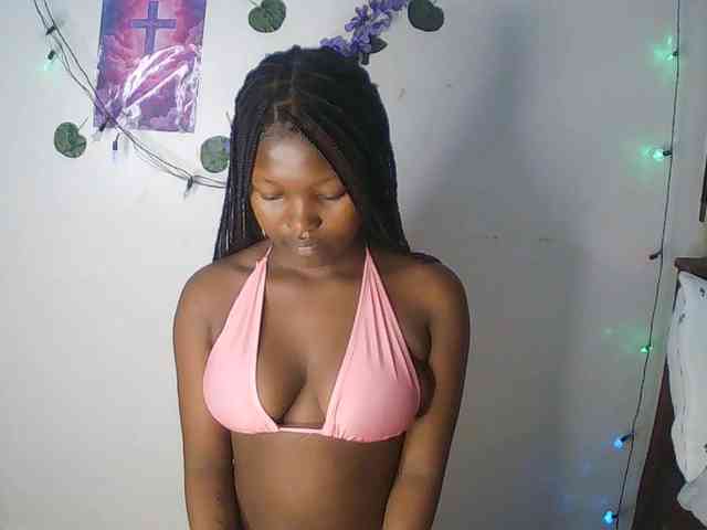 AmaniG webcam