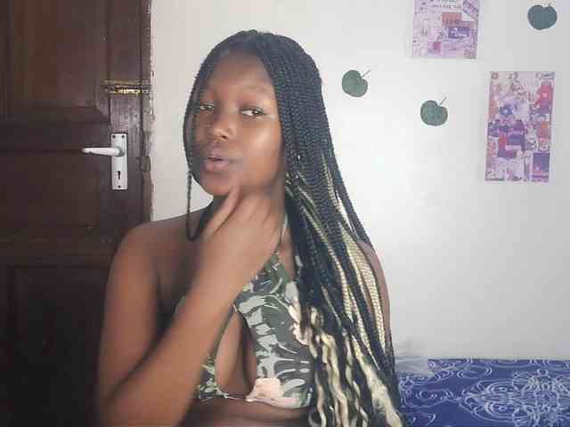 AmaniG webcam