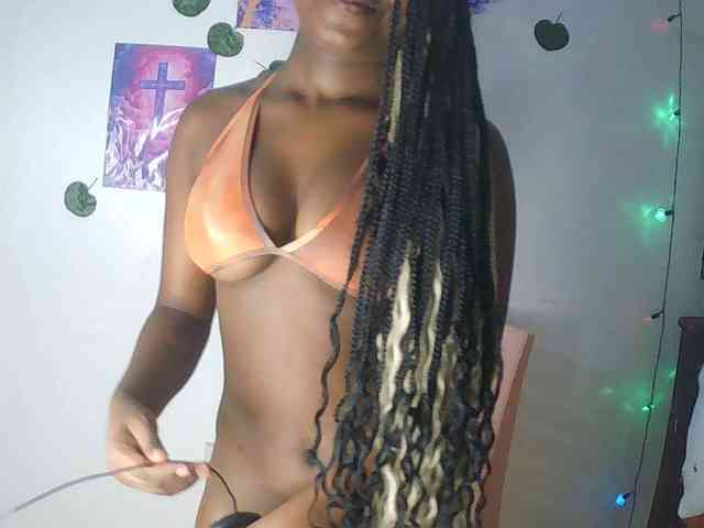 AmaniG webcam