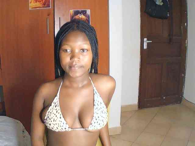 AmaniG webcam