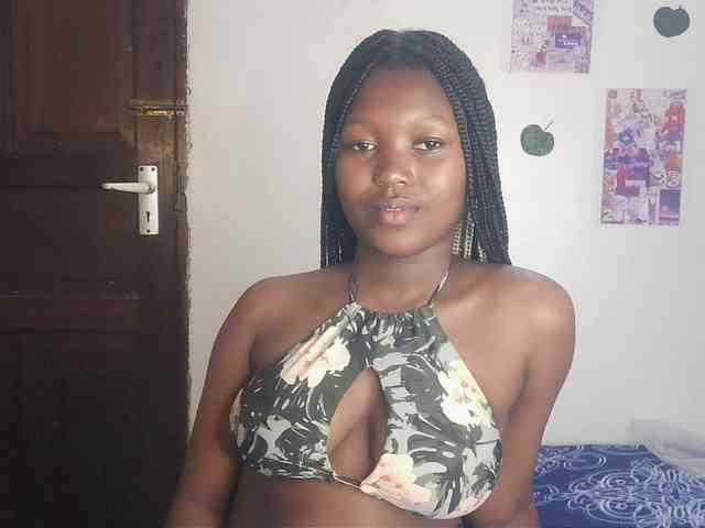 AmaniG webcam