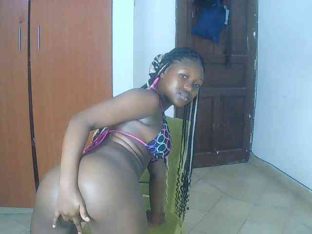 AmaniG webcam