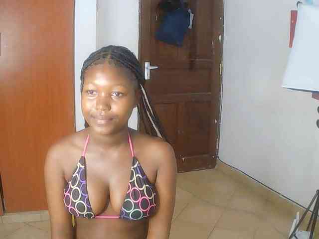 AmaniG webcam