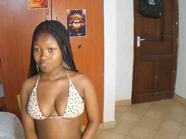 AmaniG webcam