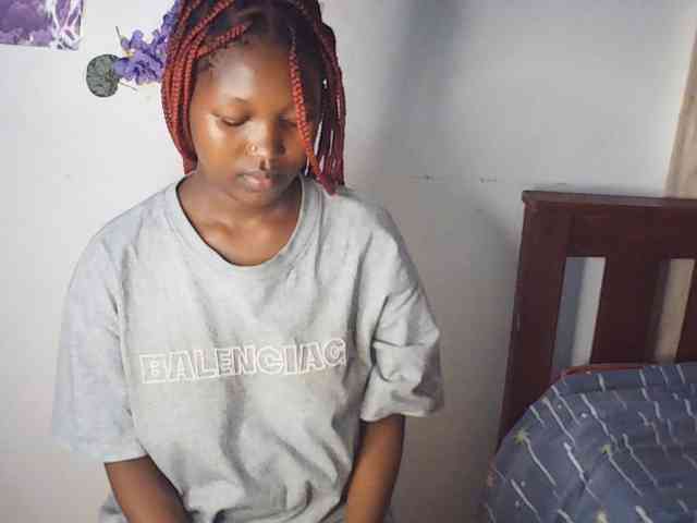 AmaniG webcam