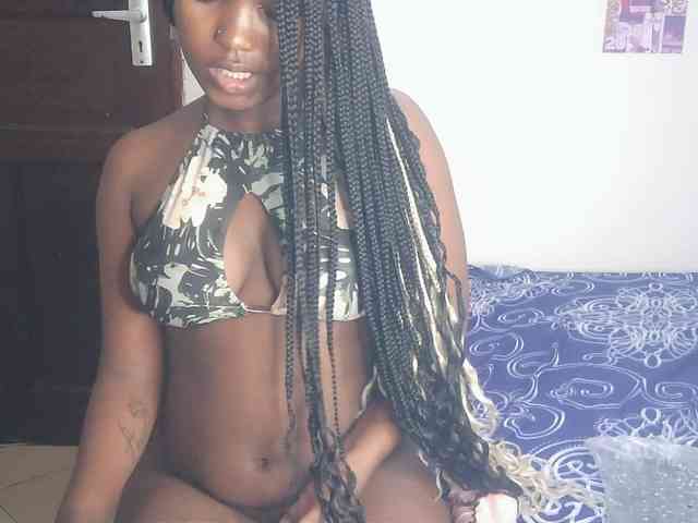AmaniG webcam
