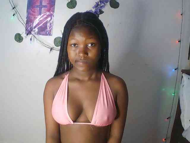 AmaniG webcam