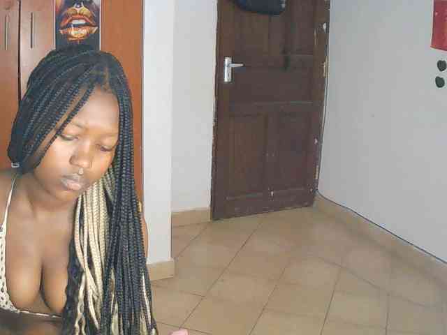 AmaniG webcam