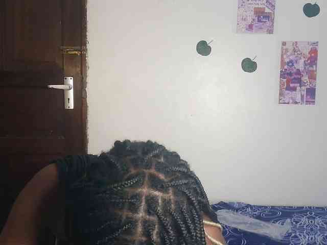 AmaniG webcam