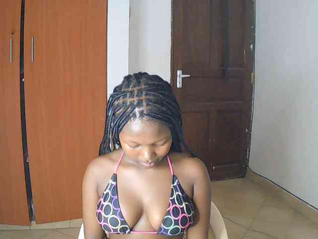 AmaniG webcam