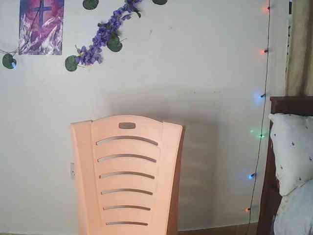 AmaniG webcam