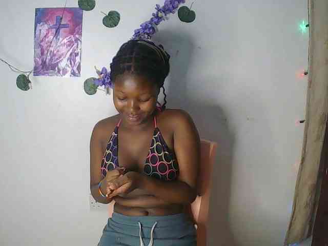 AmaniG webcam