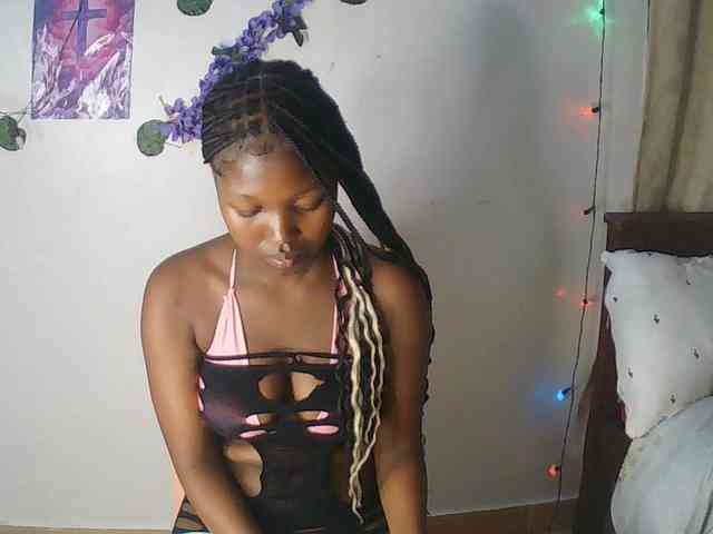 AmaniG webcam