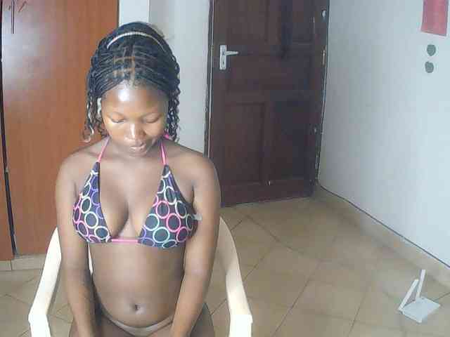AmaniG webcam