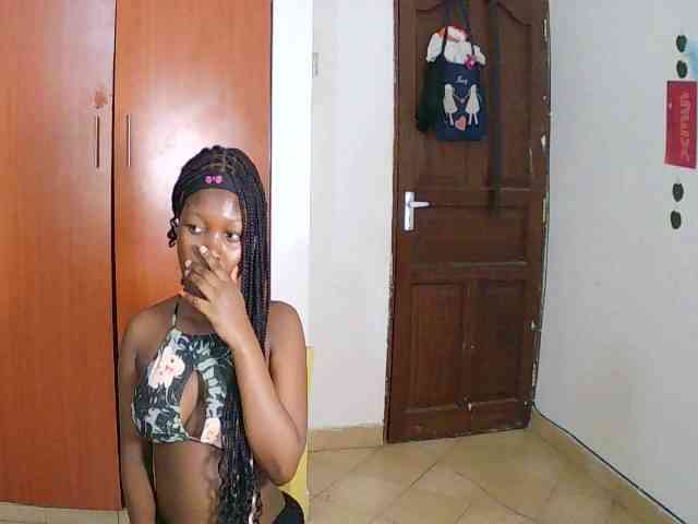 AmaniG webcam