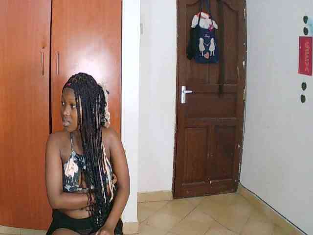 AmaniG webcam