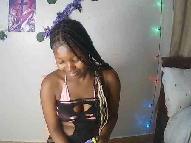 AmaniG webcam