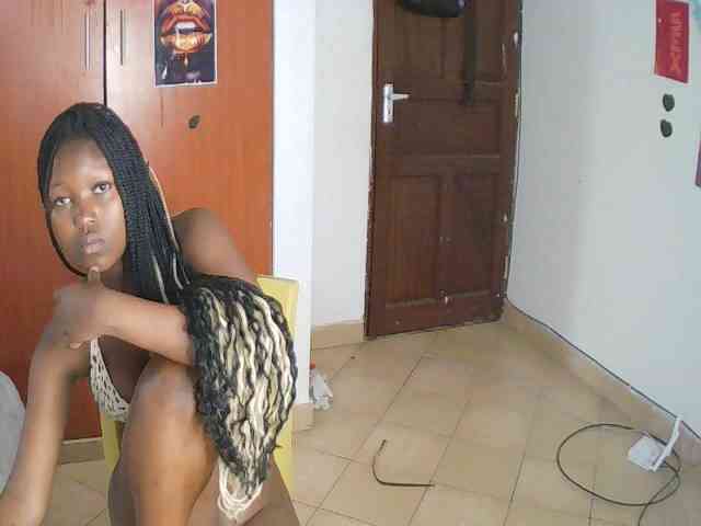 AmaniG webcam