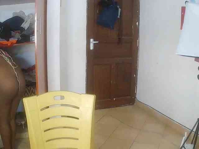 AmaniG webcam