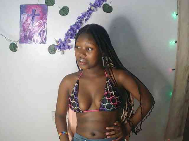 AmaniG webcam