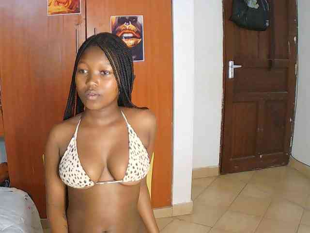 AmaniG webcam