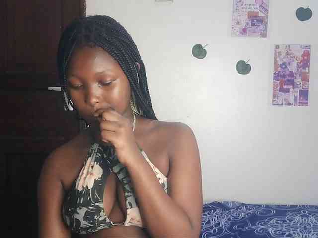 AmaniG webcam