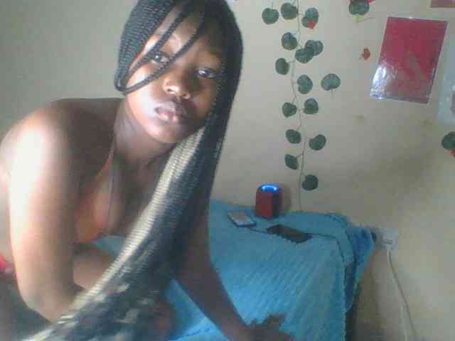 AmaniG AmaniG