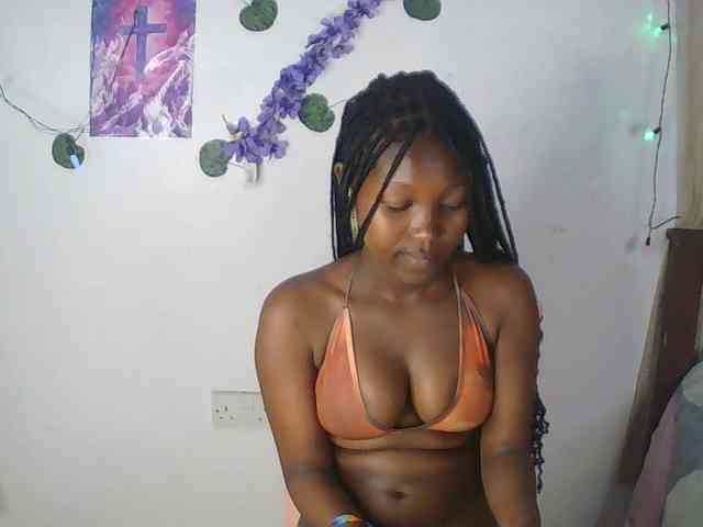 AmaniG webcam