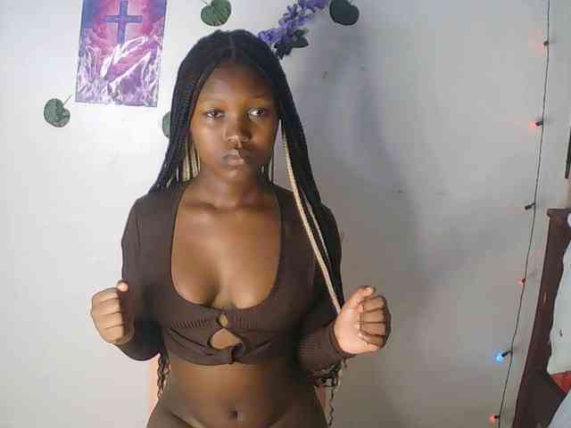 AmaniG webcam