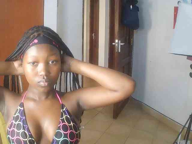 AmaniG webcam