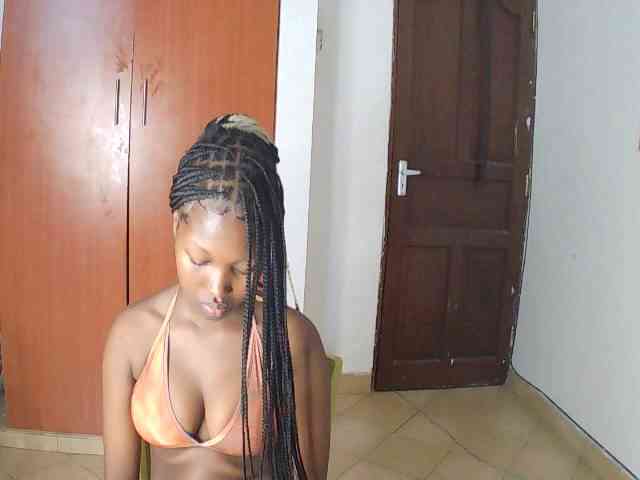 AmaniG webcam