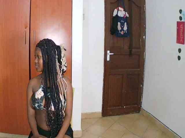 AmaniG webcam