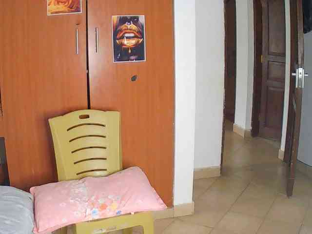 AmaniG webcam