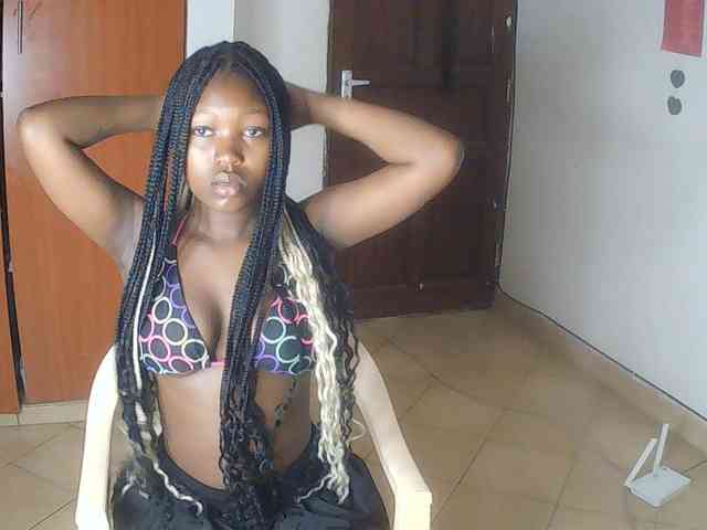 AmaniG webcam