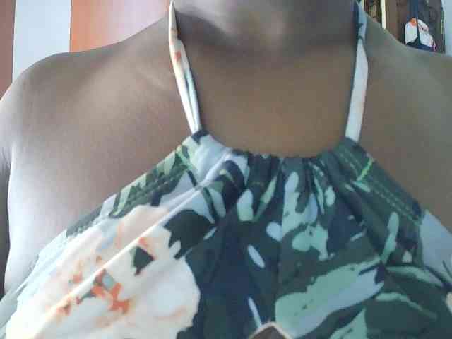 AmaniG webcam