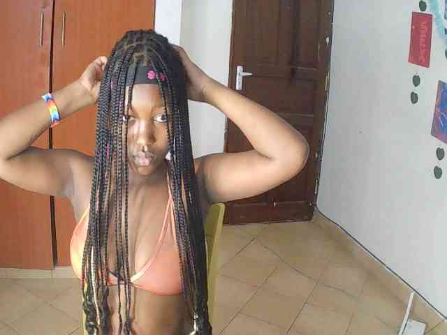 AmaniG webcam