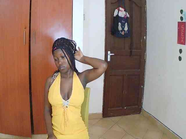 AmaniG webcam