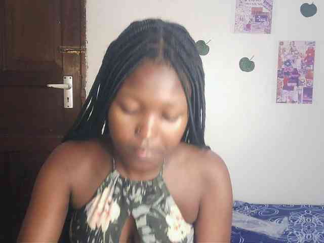 AmaniG webcam