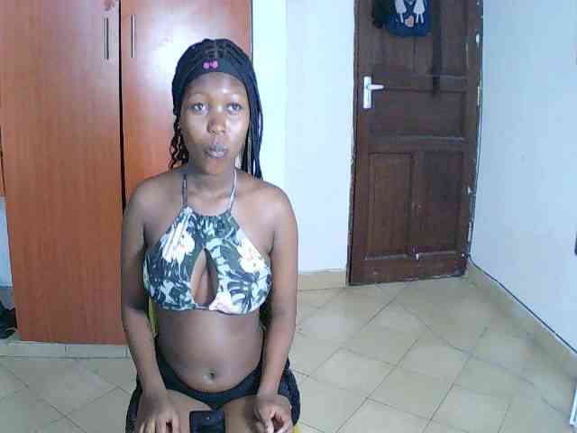 AmaniG webcam