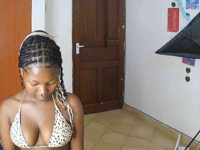 AmaniG webcam