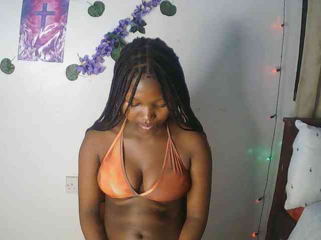 AmaniG AmaniG