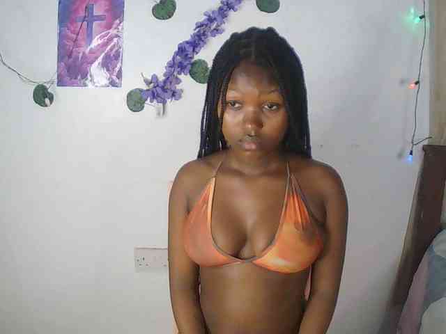 AmaniG webcam