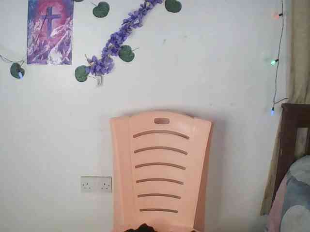 AmaniG webcam